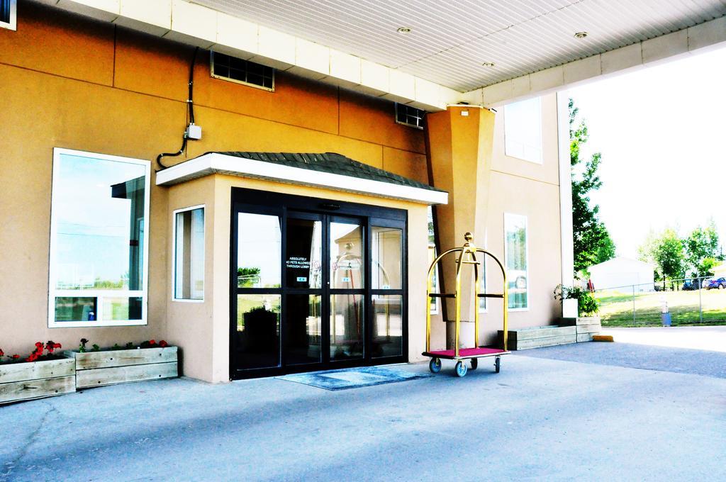 Lone Star Hotel Северен Батълфорд Екстериор снимка